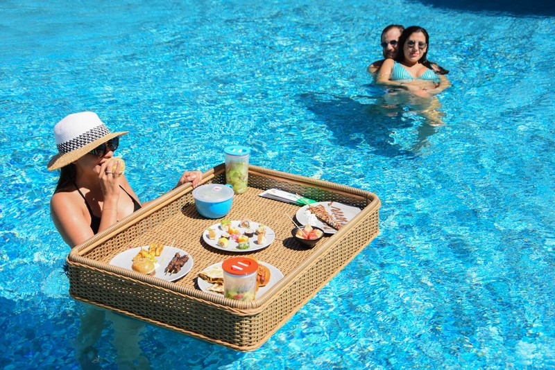 Lunch by the pool at Kempinski Summerland Hotel & Resort
